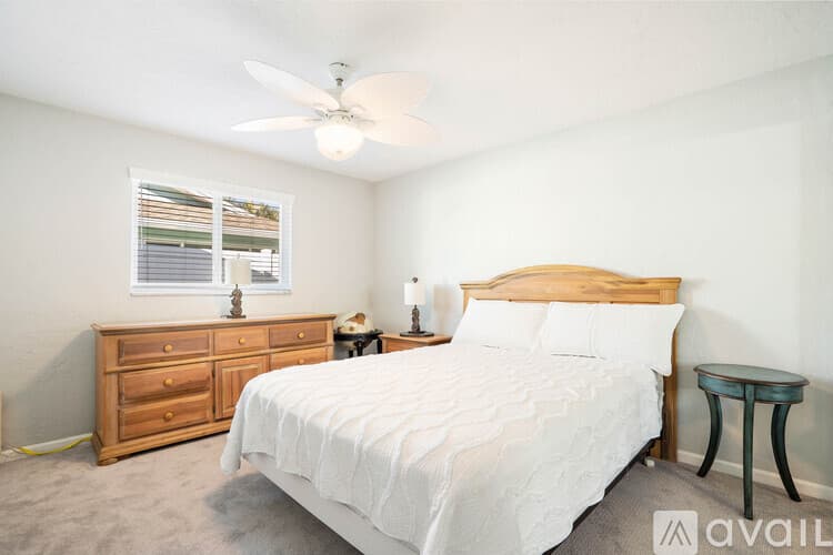 St. Pete Beach House: 3003 W Vina Del Mar Blvd