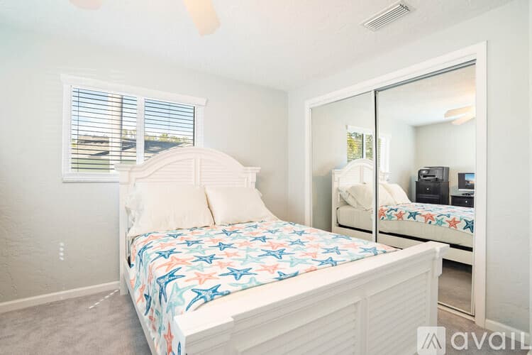 St. Pete Beach House: 3003 W Vina Del Mar Blvd