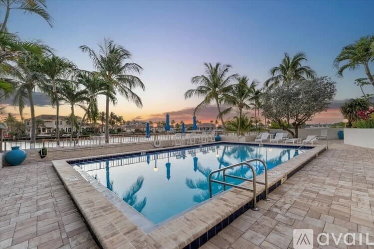 Hillsboro Beach Townhome: 1223 Hillsboro Mile