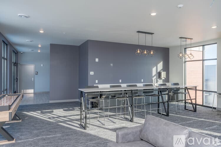 Mankato Apartment: 1247 Range St
