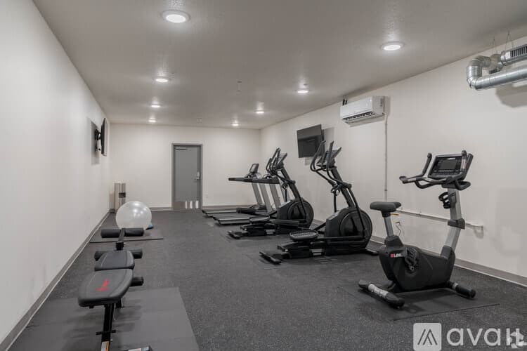 Mankato Apartment: 1247 Range St