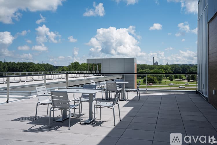 Mankato Apartment: 1247 Range St