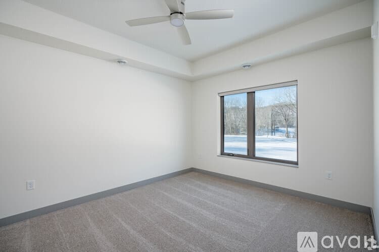 Mankato Apartment: 1247 Range St