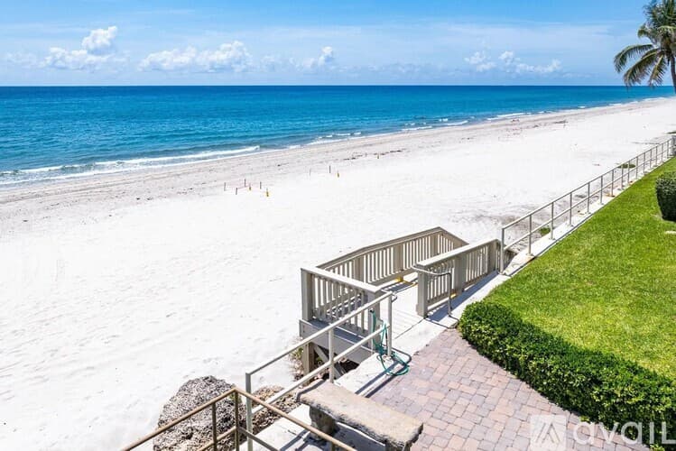 Hillsboro Beach Townhome: 1223 Hillsboro Mile