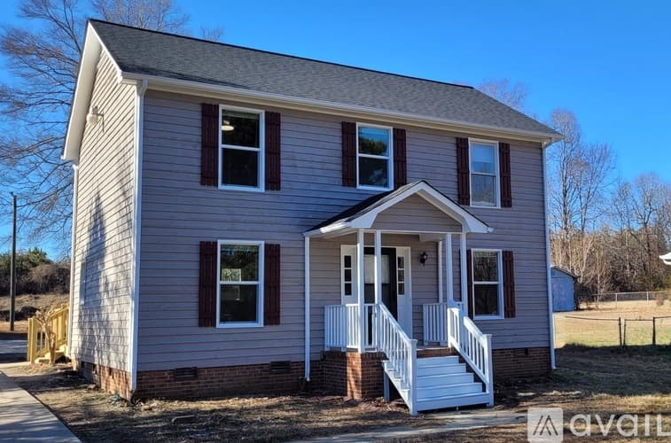 Greensboro House: 4505 Southern Webbing Mill Rd