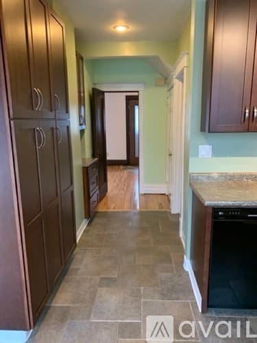 Duluth House: 1818 East 7th Street