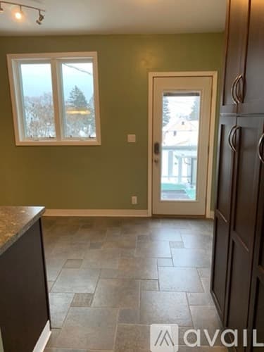 Duluth House: 1818 East 7th Street