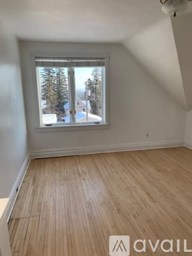 Duluth House: 1818 East 7th Street