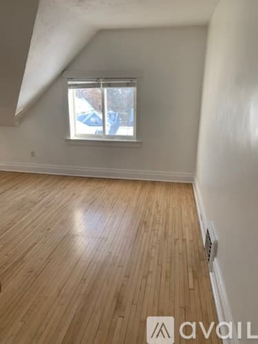 Duluth House: 1818 East 7th Street