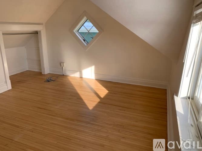 Duluth House: 1818 East 7th Street