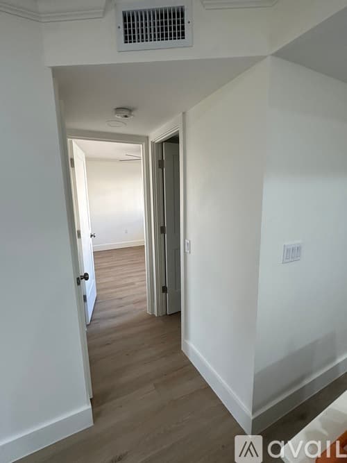 Venice Condo: 401 Airport Avenue East