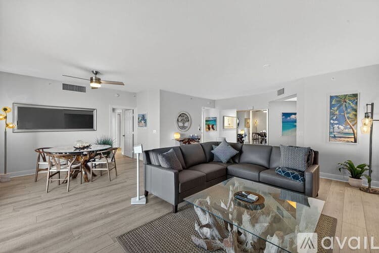 Naples Condo: 1001 Arbor Lake Dr
