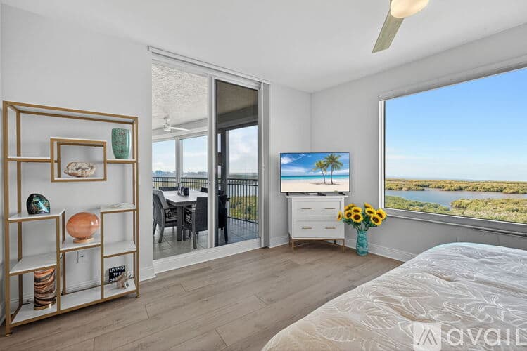 Naples Condo: 1001 Arbor Lake Dr