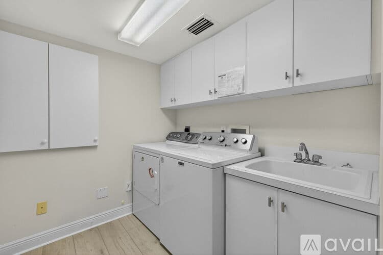 Naples Condo: 1001 Arbor Lake Dr