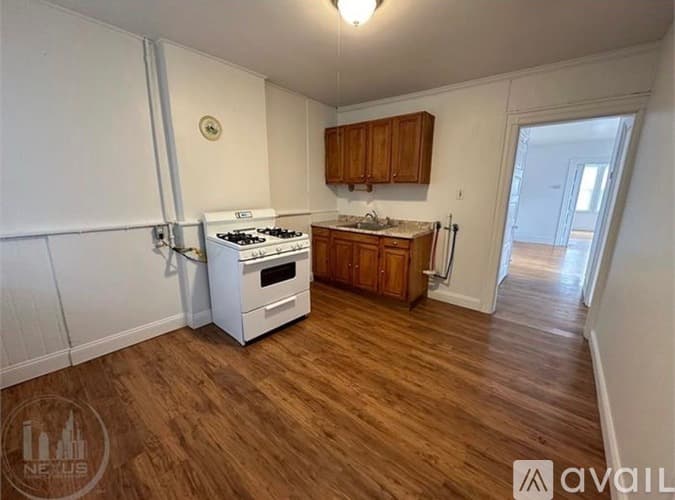 Worcester Apartment: 42 Lewis St