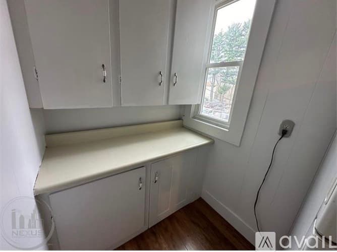 Worcester Apartment: 42 Lewis St