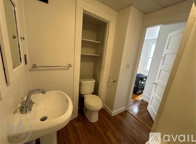 Worcester Apartment: 42 Lewis St