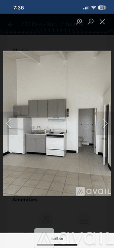 Hudson Apartment: 220 Derry Road