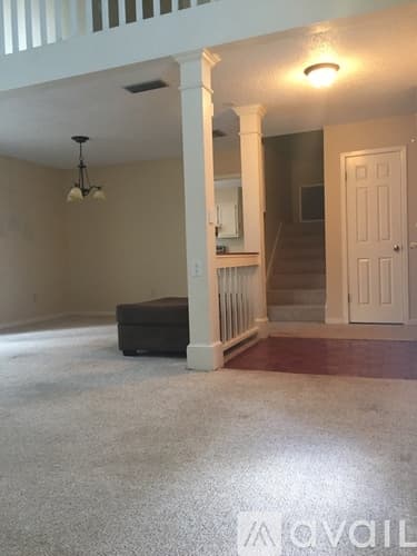 Statesboro House: 214 Westbrooke Dr