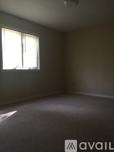 Statesboro House: 214 Westbrooke Dr