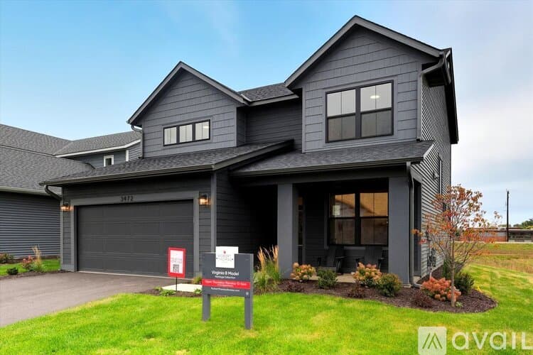 Lake Elmo House: 3472 Knightsbridge Trl N