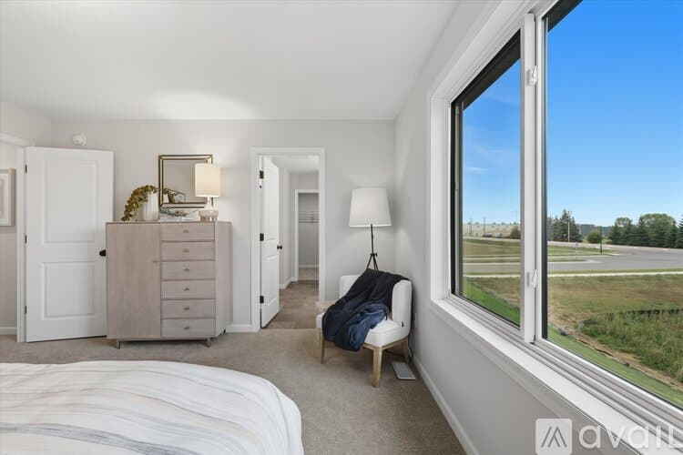 Lake Elmo House: 3472 Knightsbridge Trl N