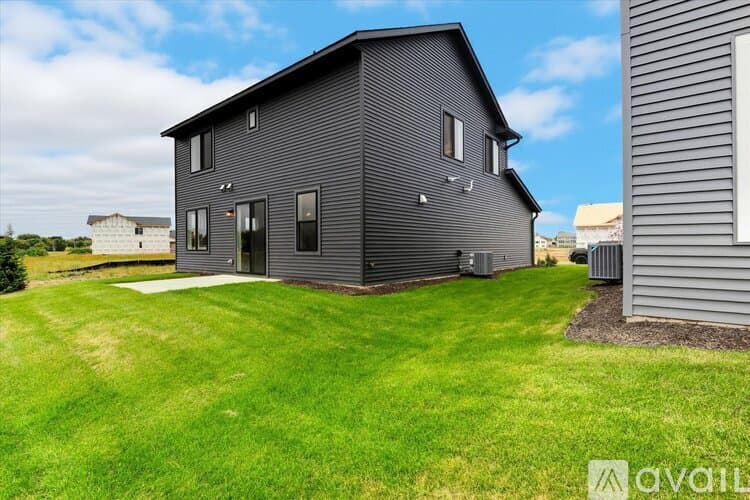 Lake Elmo House: 3472 Knightsbridge Trl N