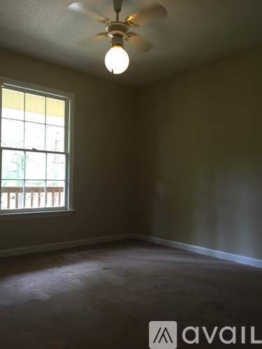 Statesboro House: 212 Henderson St