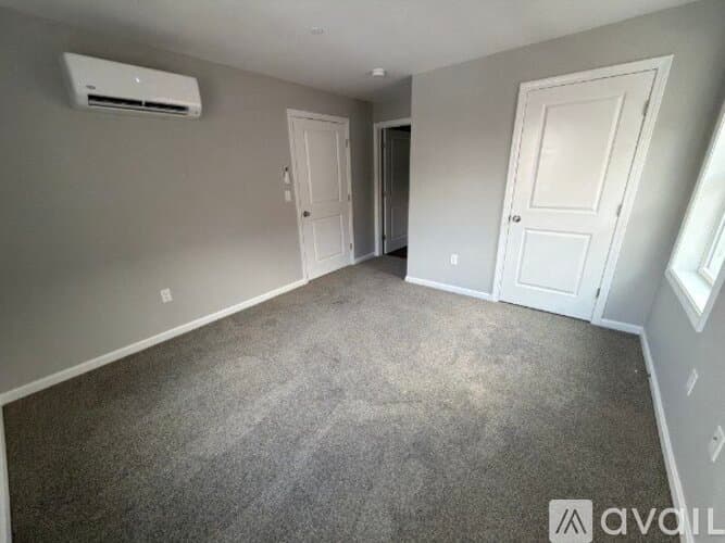 Lowell Apartment: 505 Market Street