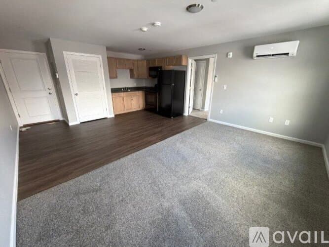 Lowell Apartment: 505 Market Street