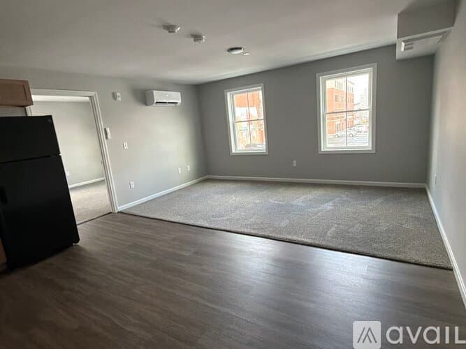 Lowell Apartment: 505 Market Street