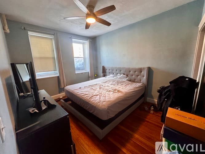 Boston Apartment: 1662 Commonwealth Ave