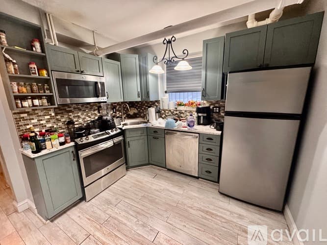 Boston Apartment: 1662 Commonwealth Ave