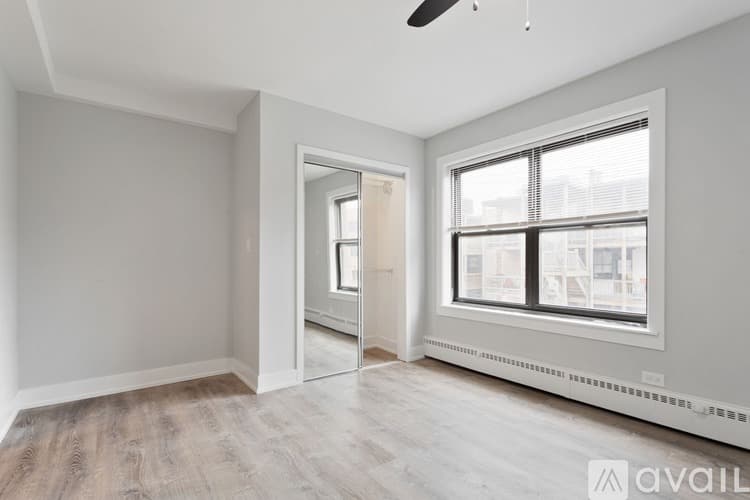 Chicago Apartment: 5858 N Sheridan Rd