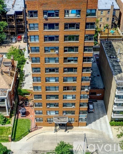 Chicago Apartment: 5858 N Sheridan Rd