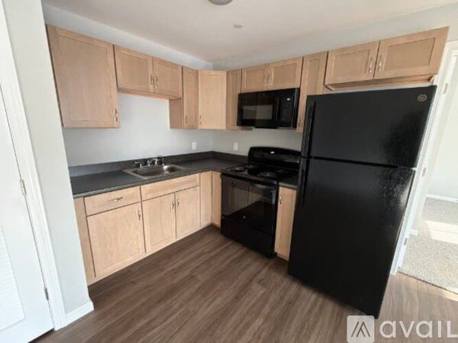 Lowell Apartment: 505 Market Street