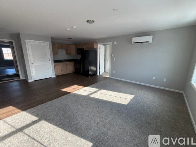 Lowell Apartment: 505 Market Street