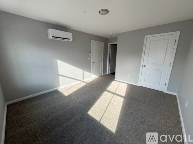 Lowell Apartment: 505 Market Street