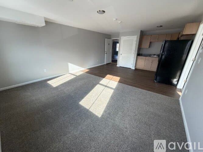 Lowell Apartment: 505 Market Street