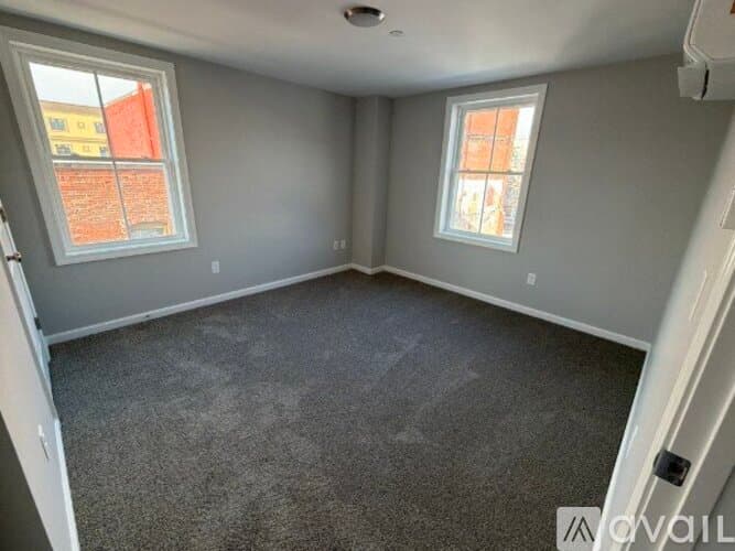 Lowell Apartment: 505 Market Street