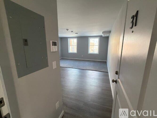 Lowell Apartment: 505 Market Street