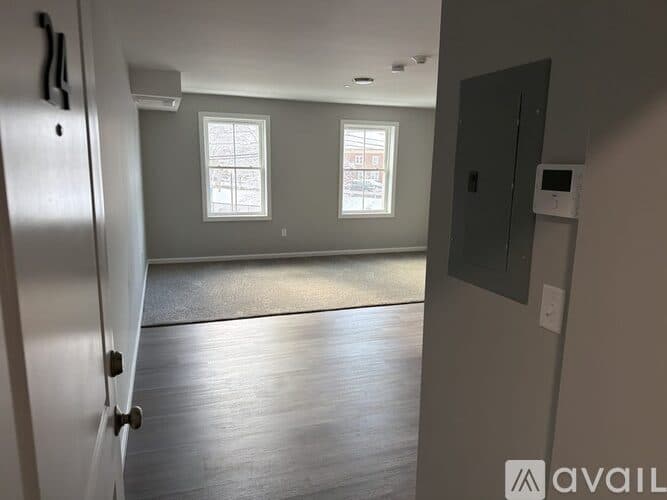 Lowell Apartment: 505 Market Street