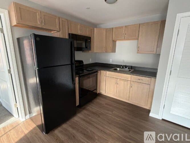 Lowell Apartment: 505 Market Street