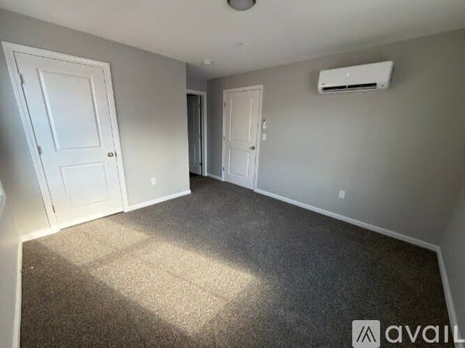 Lowell Apartment: 505 Market Street