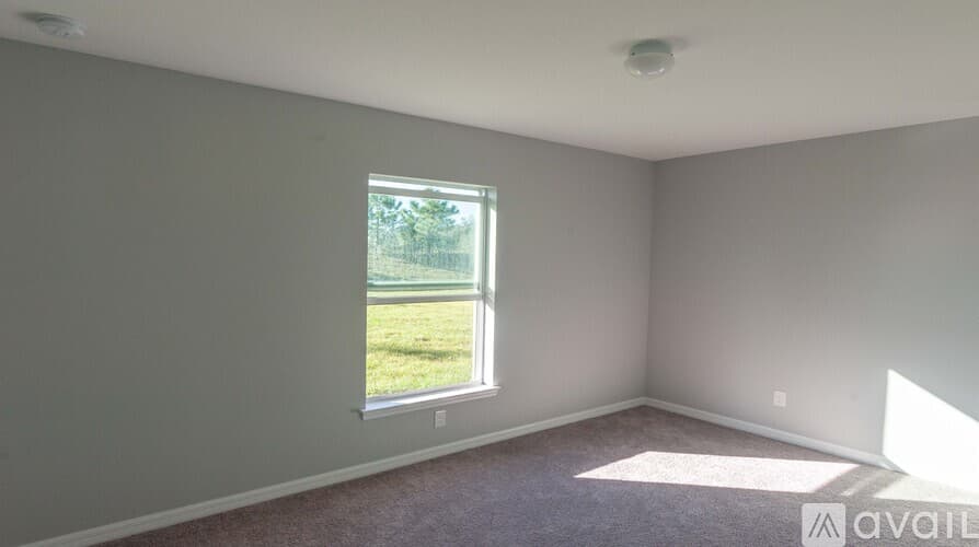 Cape Coral House: 916 SW 24th St