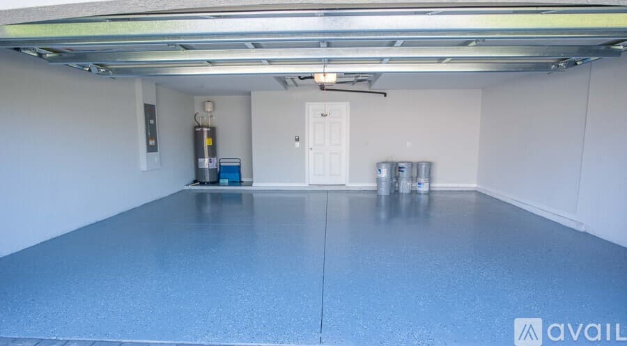 Cape Coral House: 916 SW 24th St