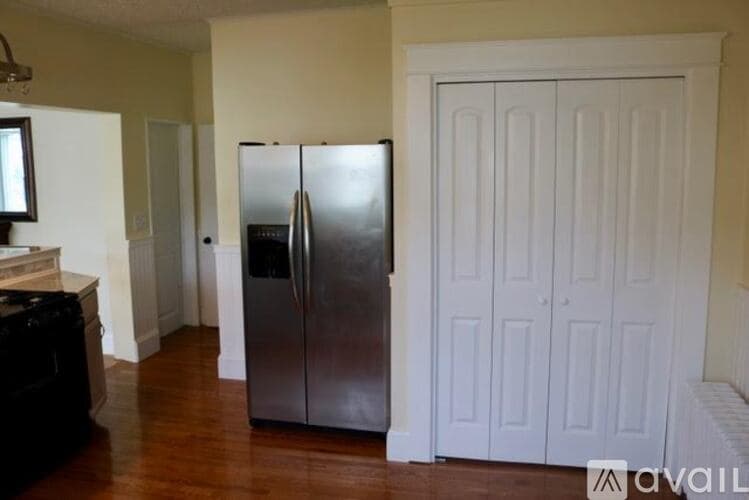 Elmira Apartment: 470 South Ave