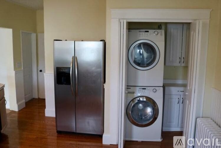 Elmira Apartment: 470 South Ave