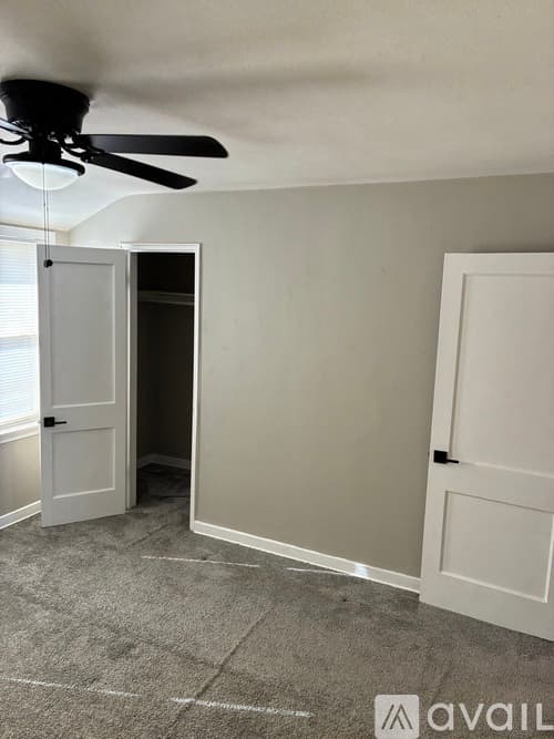 Hammond Apartment: 2443 169th St