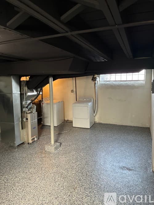 Hammond Apartment: 2443 169th St